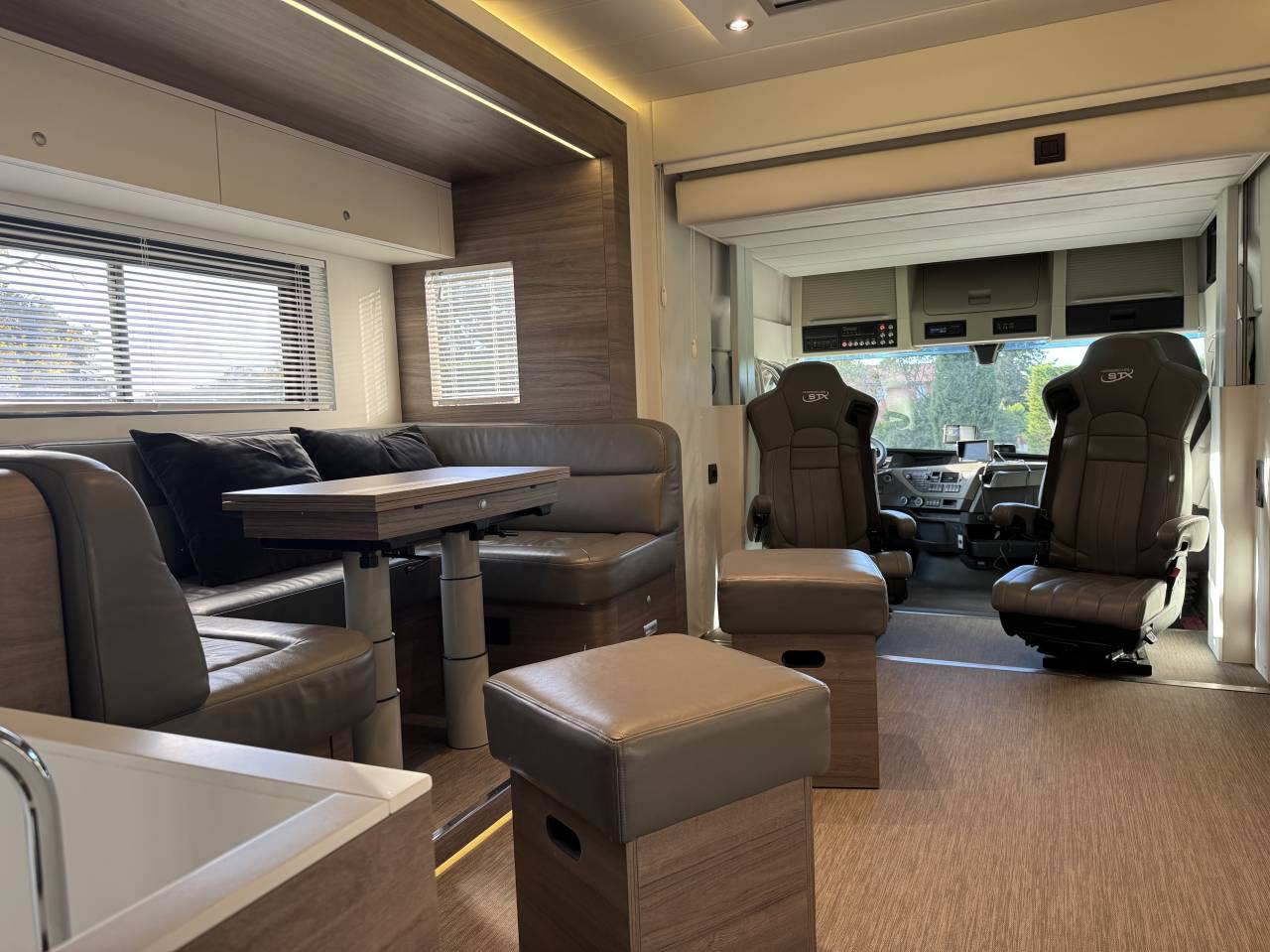 Camion per Cavalli STX VOLVO 2020 Occasione