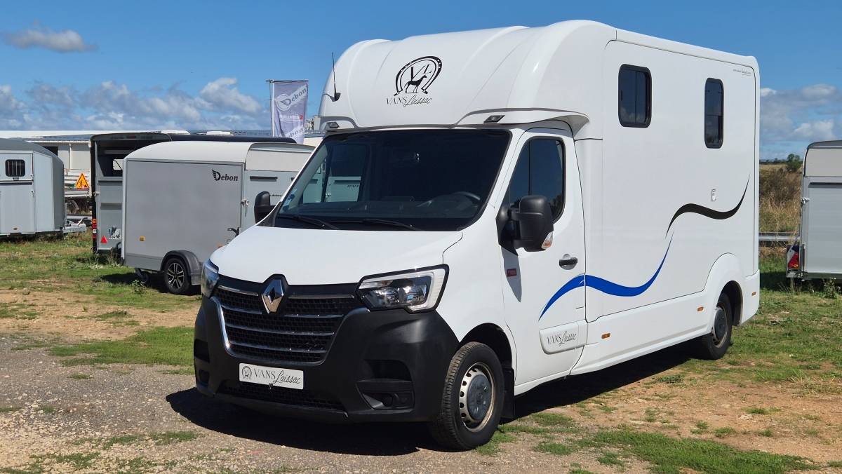 Van per Cavalli Laissac Utilitari Renault Master 2022 Occasione