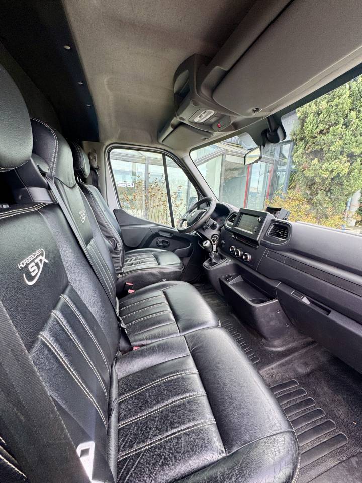 Van per Cavalli Renault MASTER STX 2 HORSES  2021 Occasione