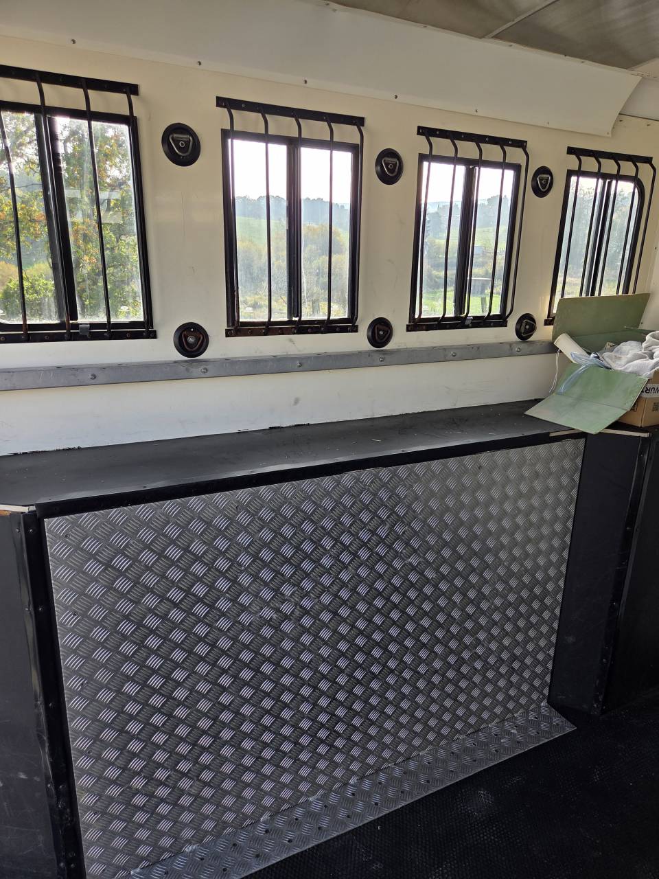 Camion per Cavalli Isuzu  2009 Occasione