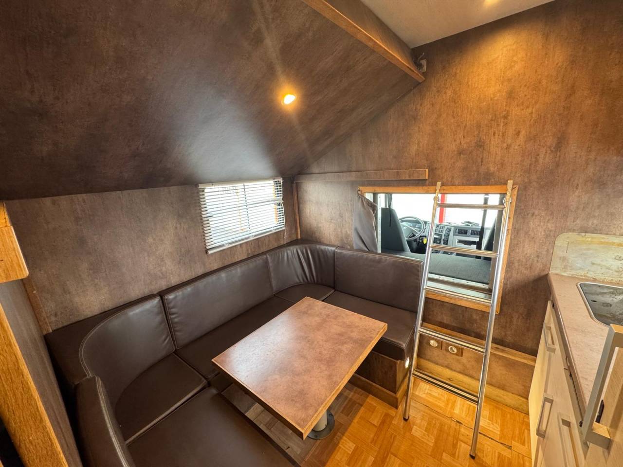 Camion per Cavalli Volvo VOLVO 2009 Occasione