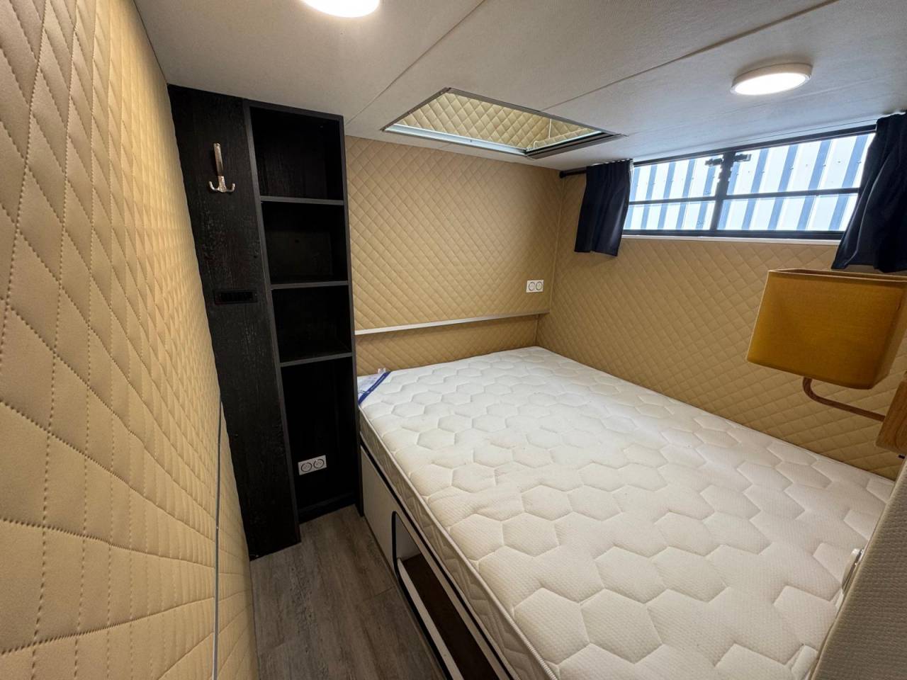 Camion per Cavalli EQUIX MERCEDES 2016 Occasione