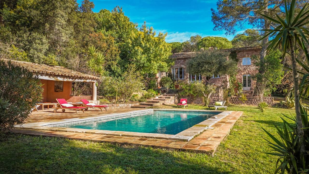 Proprietà equestre In vendita Var