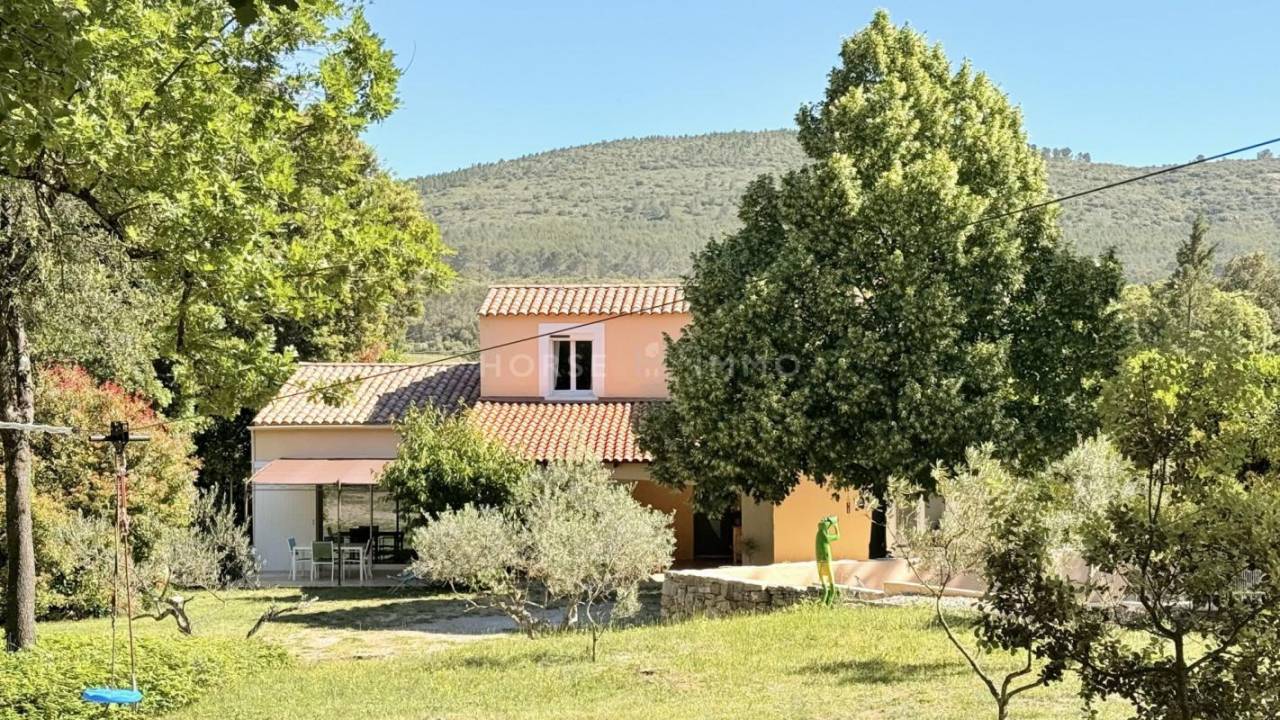 Propriet&agrave; equestre In vendita Var