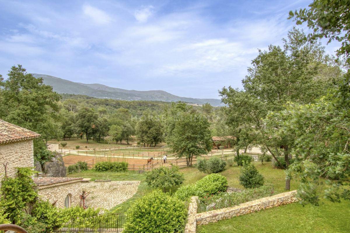 Centro di stagione cavallo In vendita Alpes-Maritimes