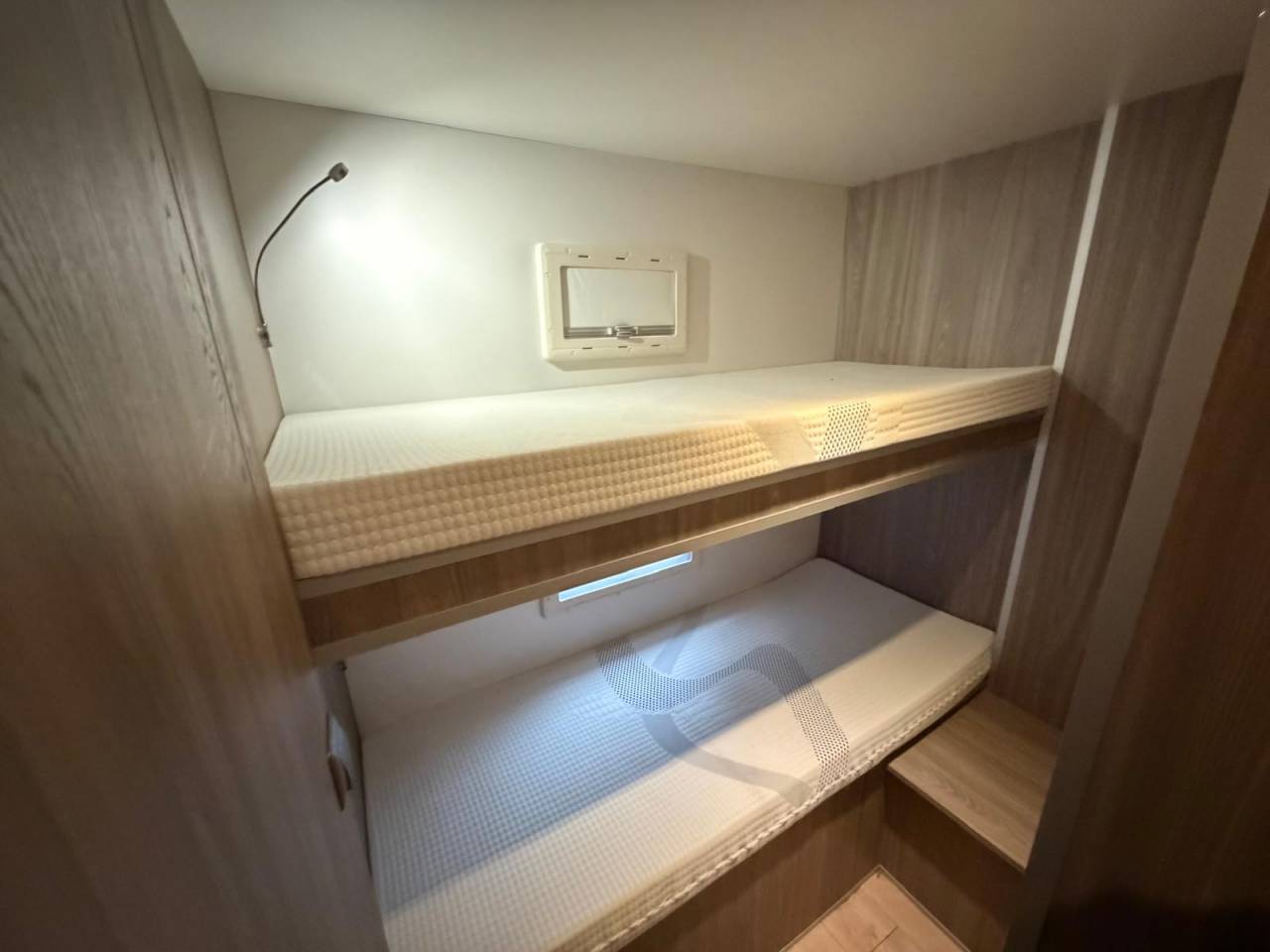 Semirimorchio Cavalli Scania SEMIE REMORQUE 10 PLACES 2021 Occasione