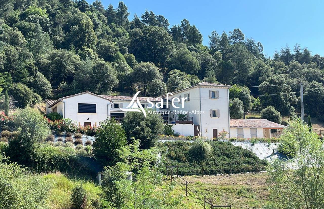 Proprietà equestre In vendita Ardèche