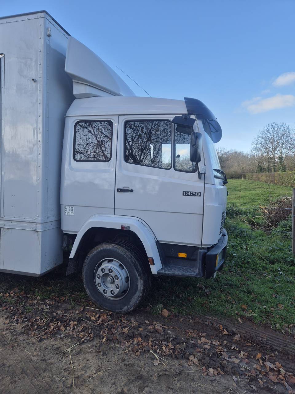 Camion per Cavalli Mercedes 1320 1987 Occasione