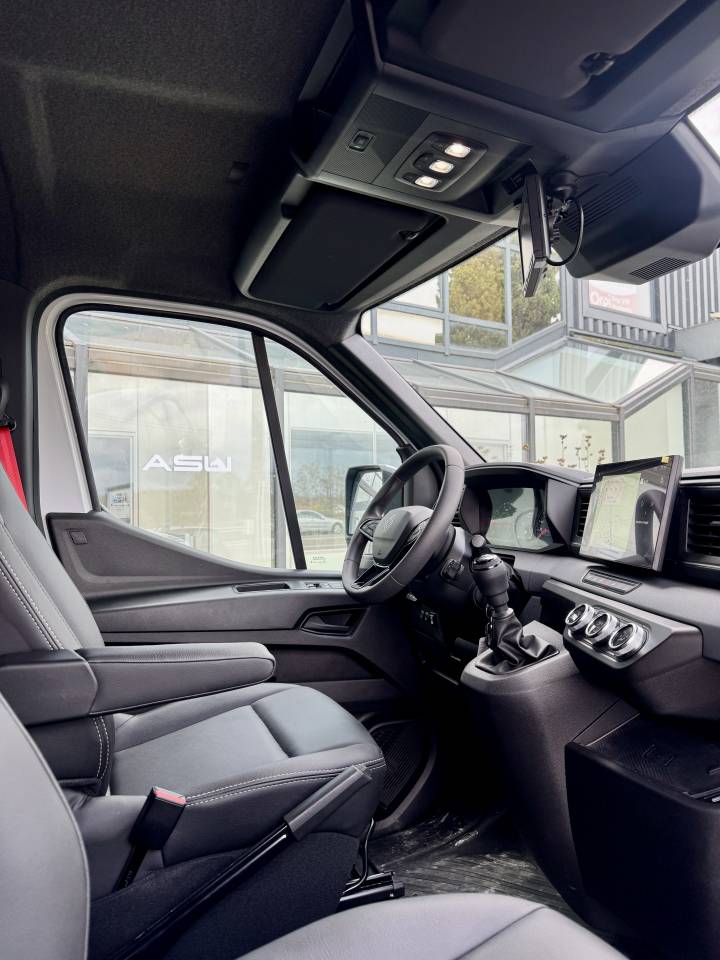 Van per Cavalli Ameline Renault Master 2025 Nuovo