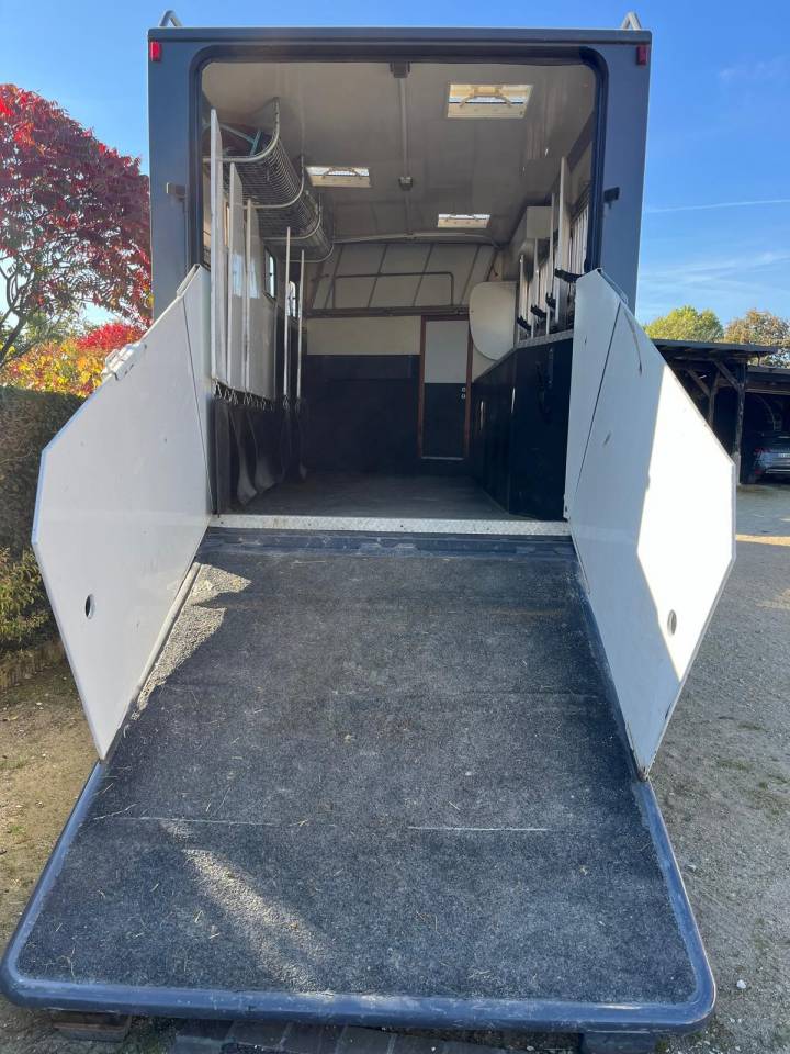 Camion per Cavalli Renault Premuim 340 1996 Occasione