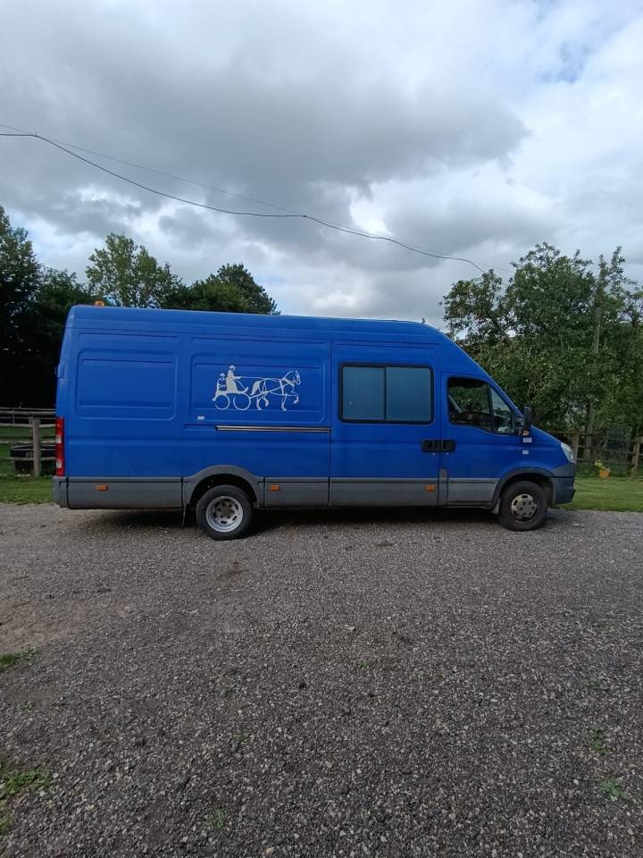 Van per Cavalli Iveco DAILY 2012 Occasione