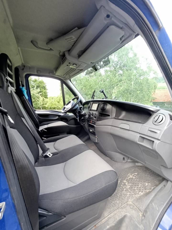 Van per Cavalli Iveco DAILY 2012 Occasione