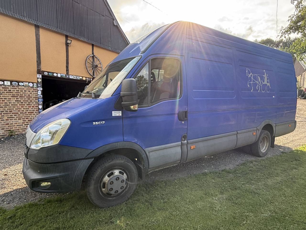 Van per Cavalli Iveco DAILY 2012 Occasione