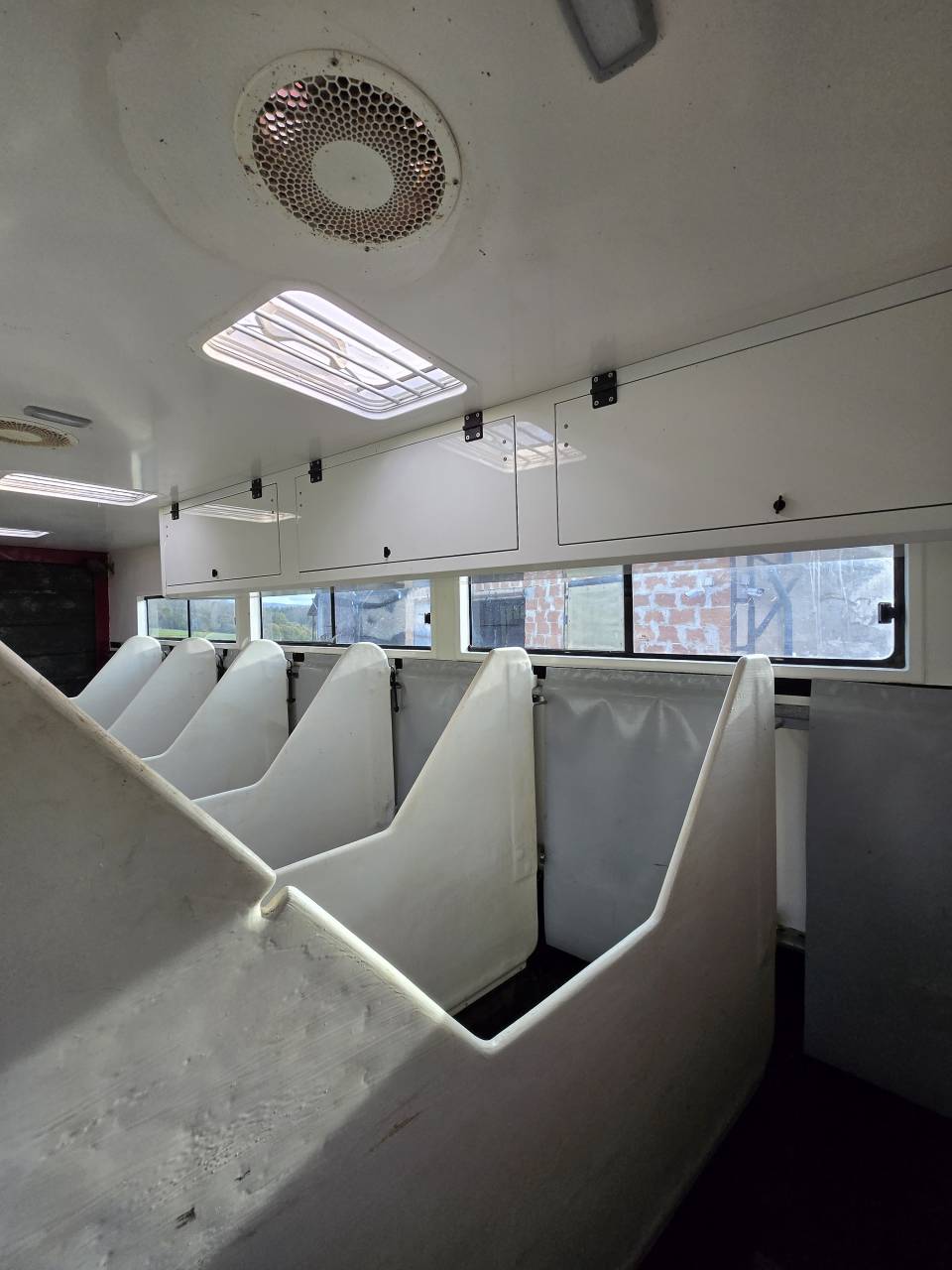 Camion per Cavalli Volvo FH 460CH EURO6 2017 Occasione