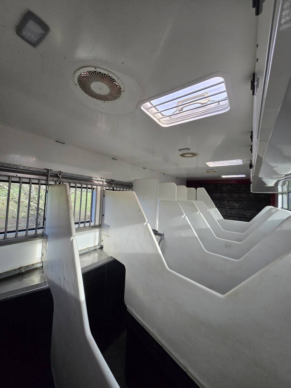 Camion per Cavalli Volvo FH 460CH EURO6 2017 Occasione