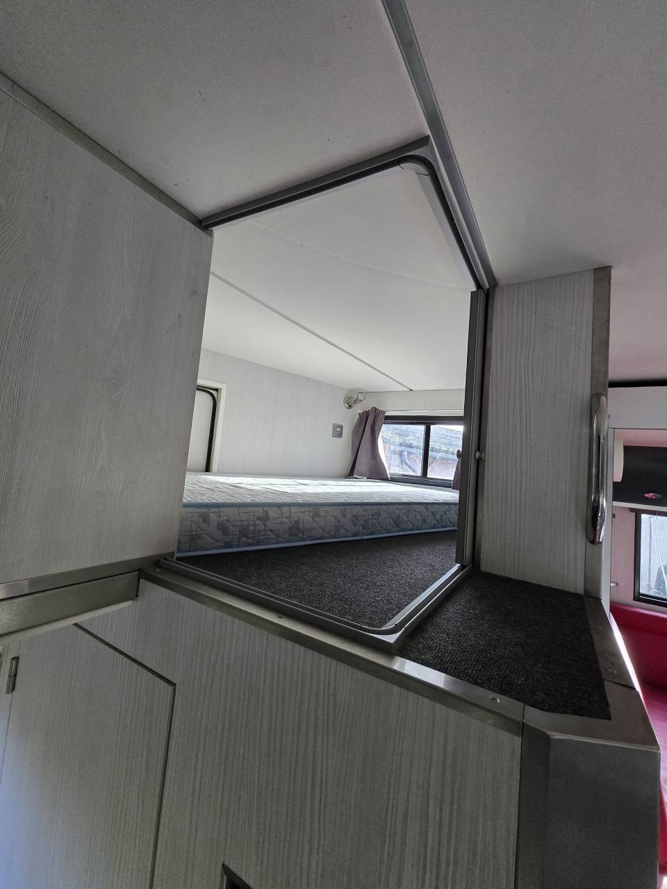 Camion per Cavalli Volvo FH 460CH EURO6 2017 Occasione