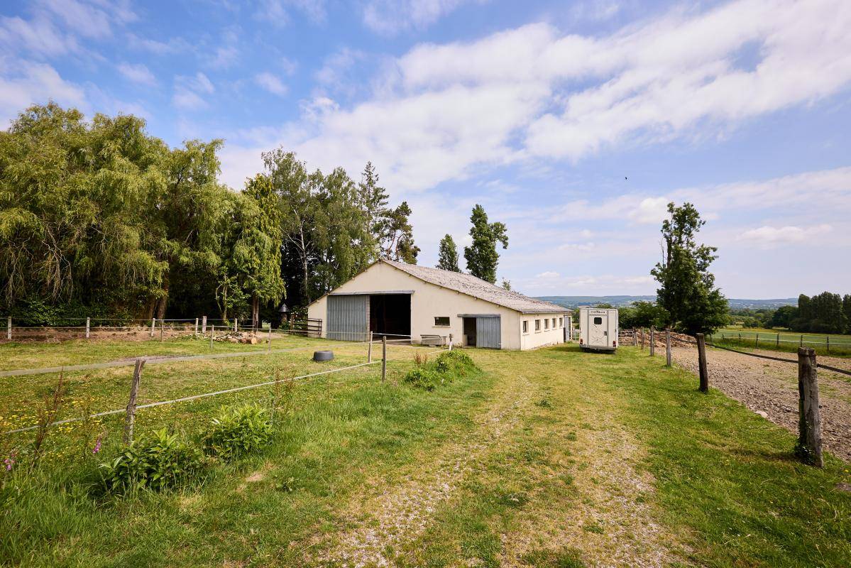 Proprietà equestre In vendita Mayenne