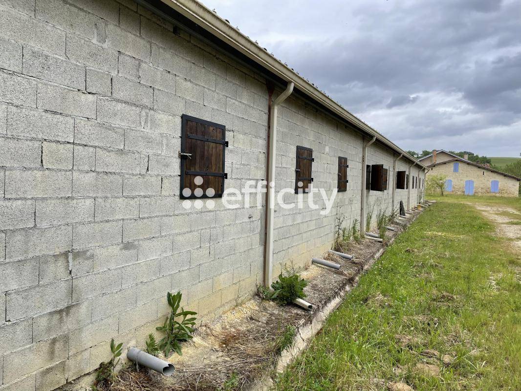 Propriet&agrave; equestre In vendita Gers