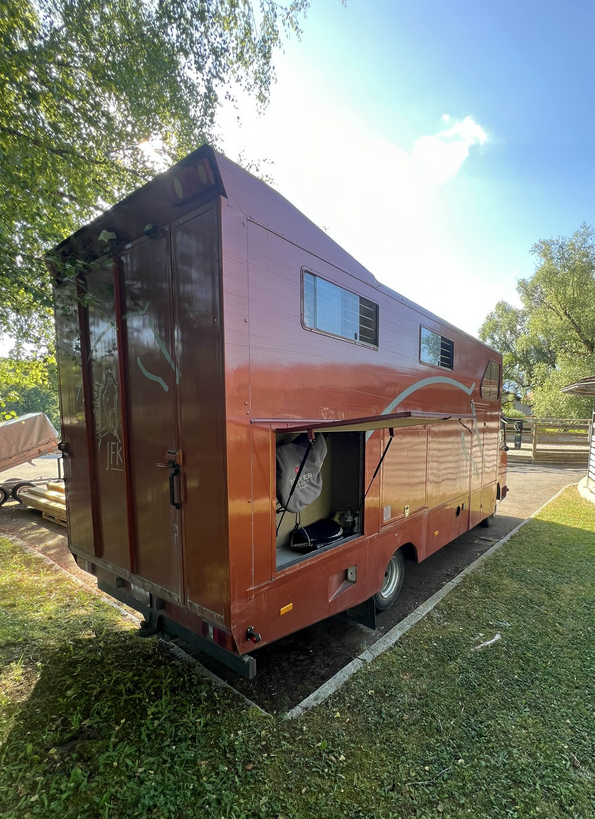 Camion per Cavalli Mercedes Mercedes Atego  1998 Occasione