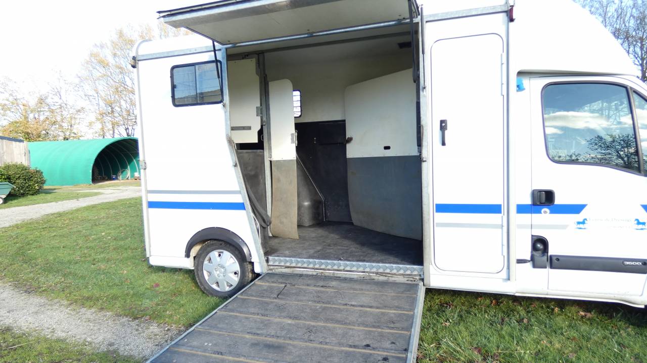 Trailer Fautras transport de chevaux 2 Cavalli 2008 Occasione