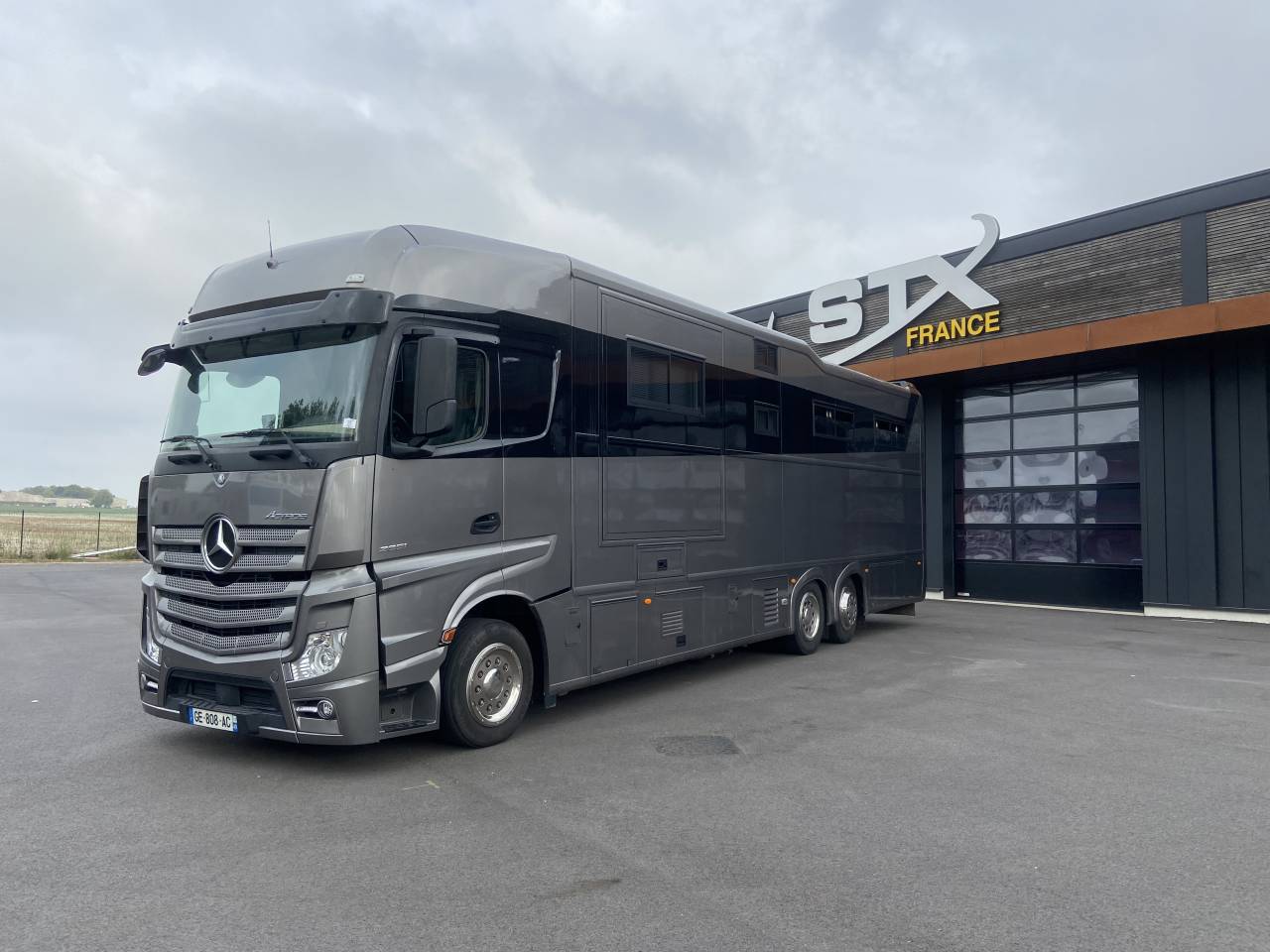 Camion per Cavalli AKX  2016 Occasione