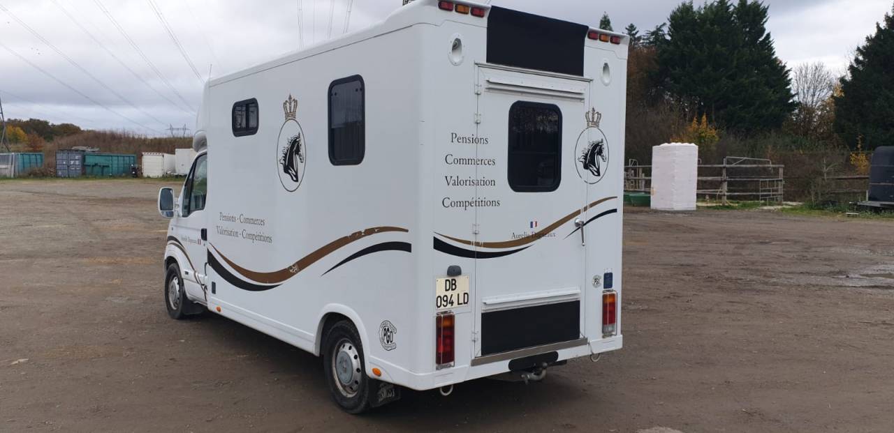 Van per Cavalli Renault Renault Master 2009 Occasione