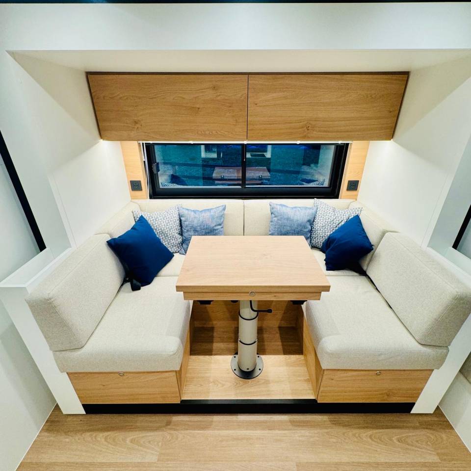 Camion per Cavalli AKX Classicspace6 2025 Nuovo