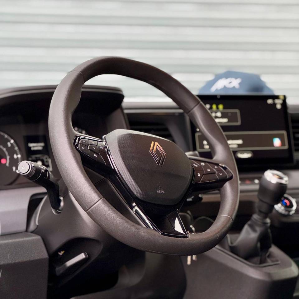 Van per Cavalli AKX Akx5 2025 Nuovo