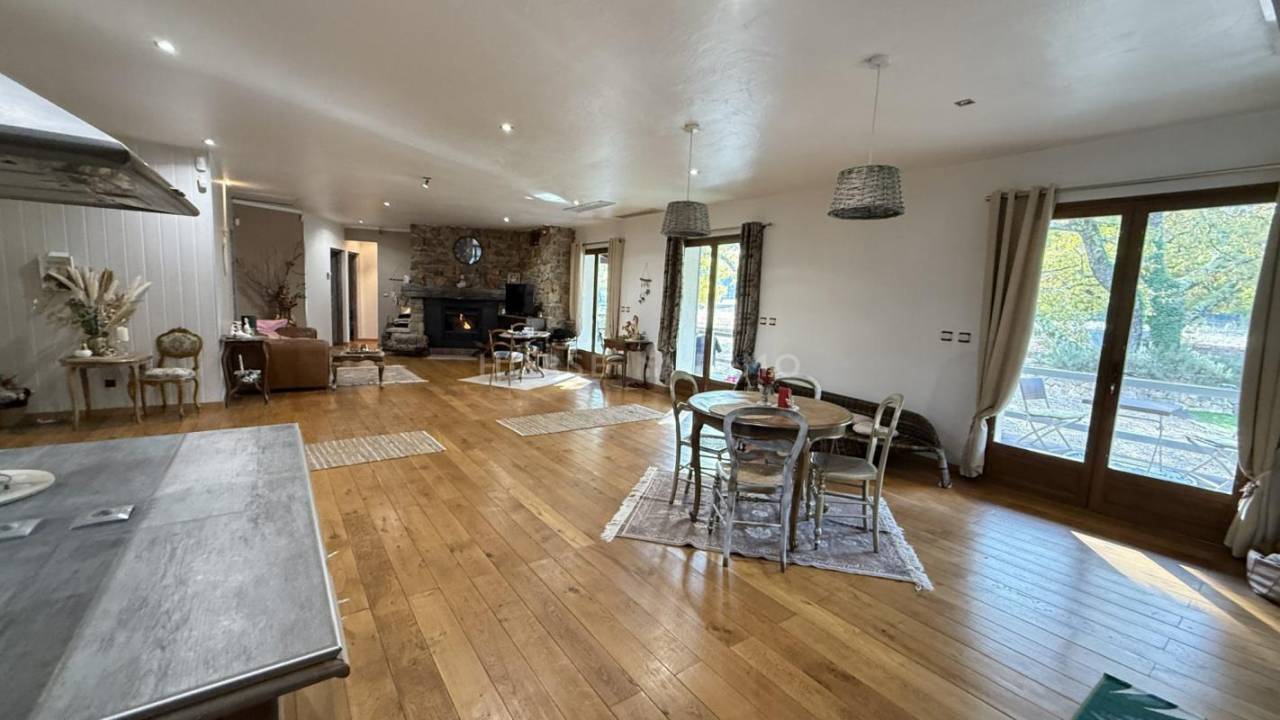 Propriet&agrave; equestre In vendita Var