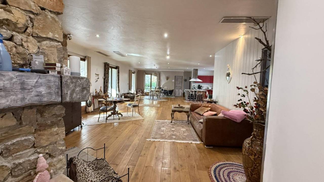 Propriet&agrave; equestre In vendita Var