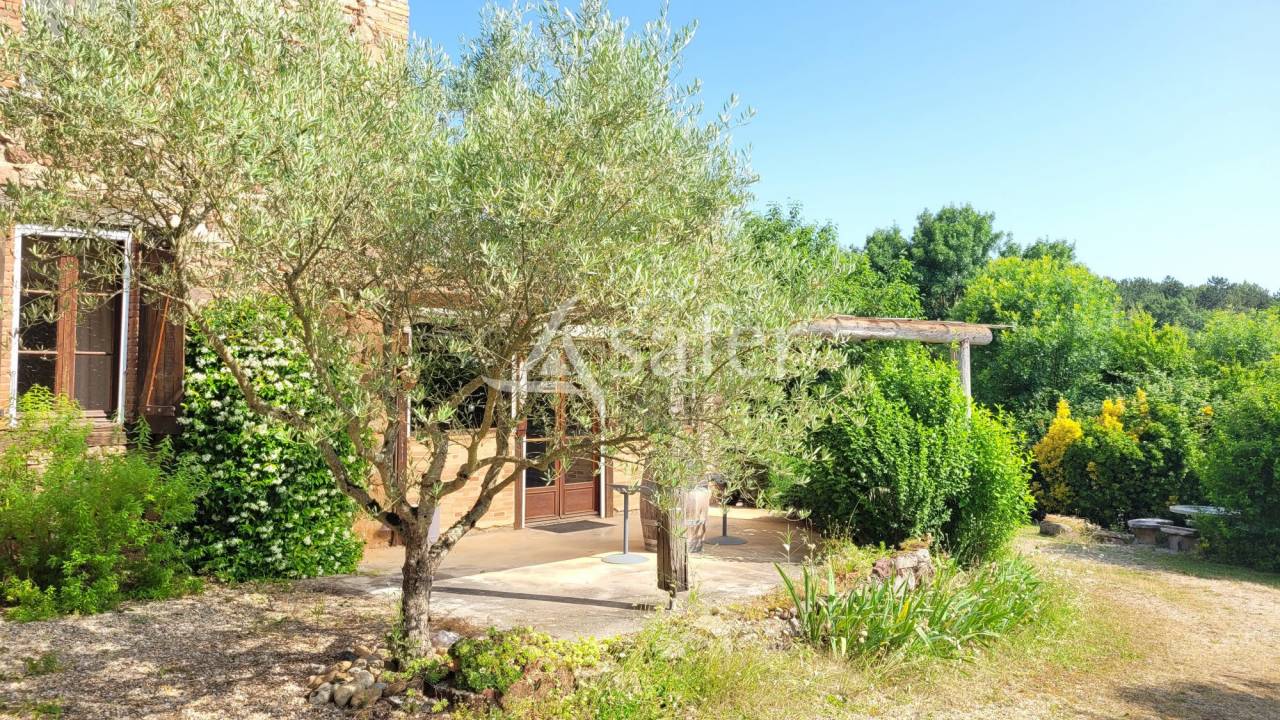 Propriet&agrave; rurale In vendita tarn