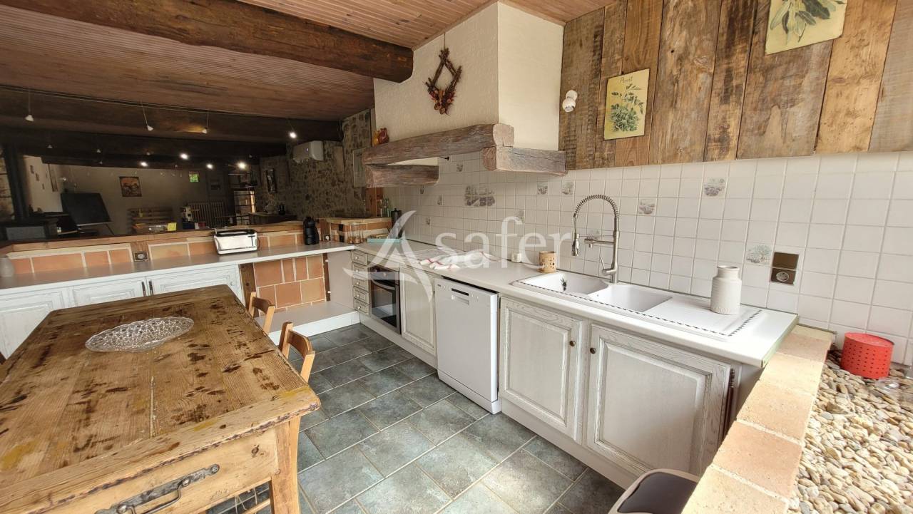 Propriet&agrave; rurale In vendita tarn
