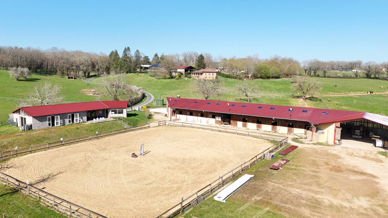 Centro ippico In vendita Dordogne