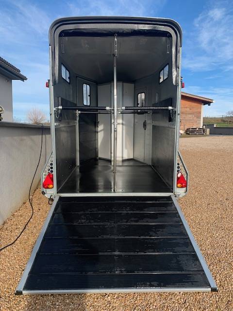 Trailer Cheval Libert&eacute; TOURING COUNTRY 2 Cavalli 2023 Occasione