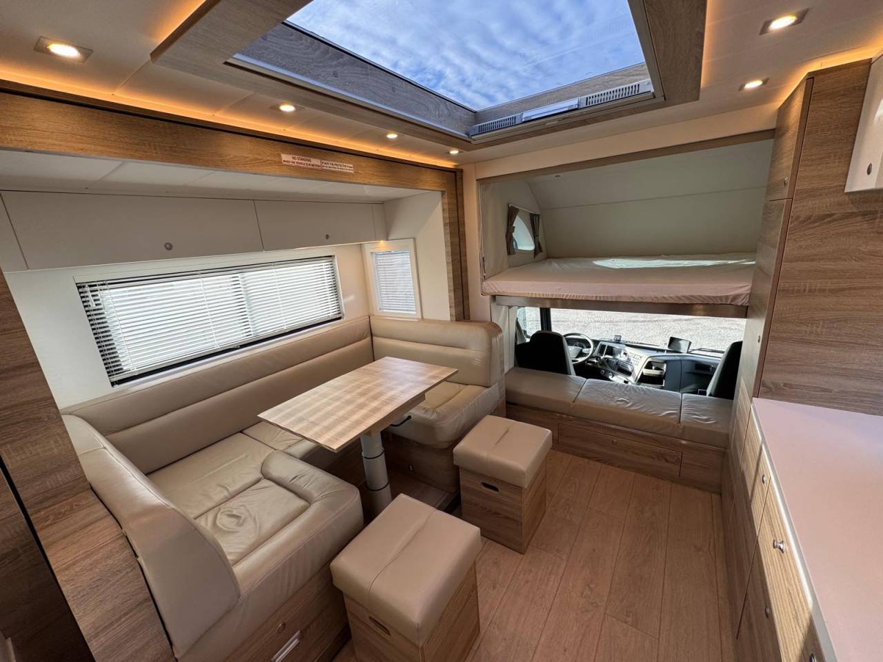 Camion per Cavalli Volvo STX 2018 Occasione