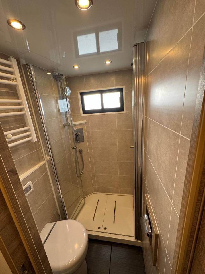 Camion per Cavalli Volvo STX 2018 Occasione