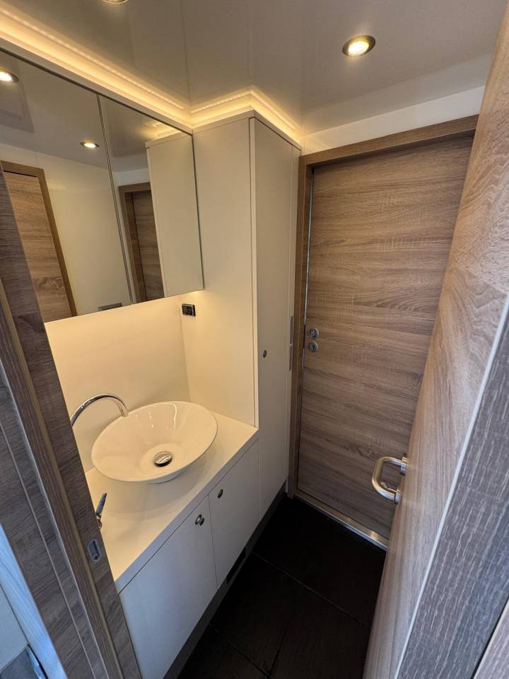 Camion per Cavalli Volvo STX 2018 Occasione