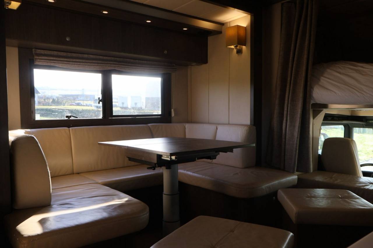 Camion per Cavalli STX STX 6 CHEVAUX MEGA POP OUT 2011 Occasione