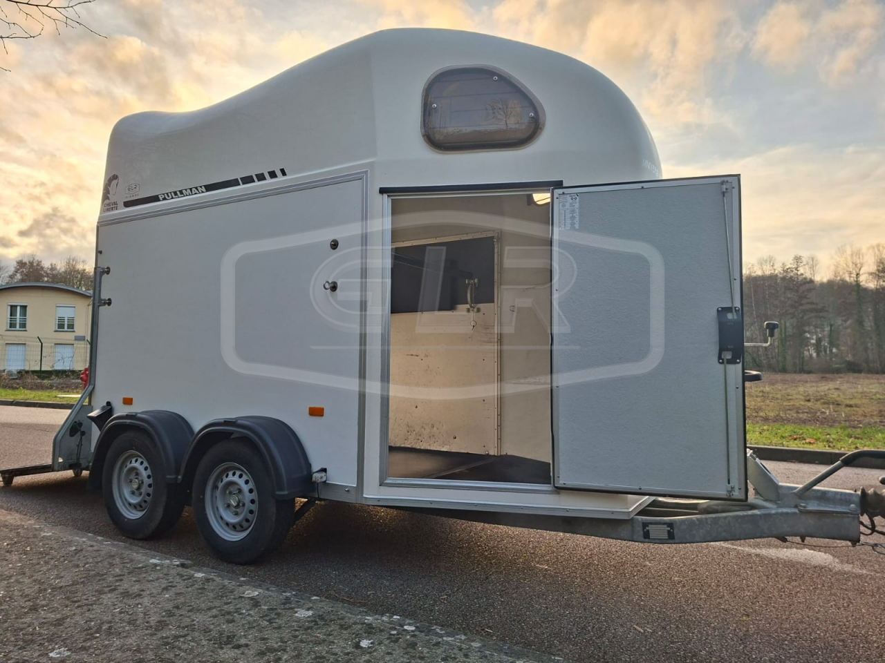 Trailer Cheval Libert&eacute; Gold One White Line 1,5 Cavalli 2019 Occasione