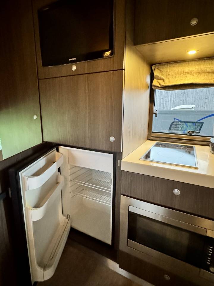 Camion per Cavalli Scania P380 2010 Occasione