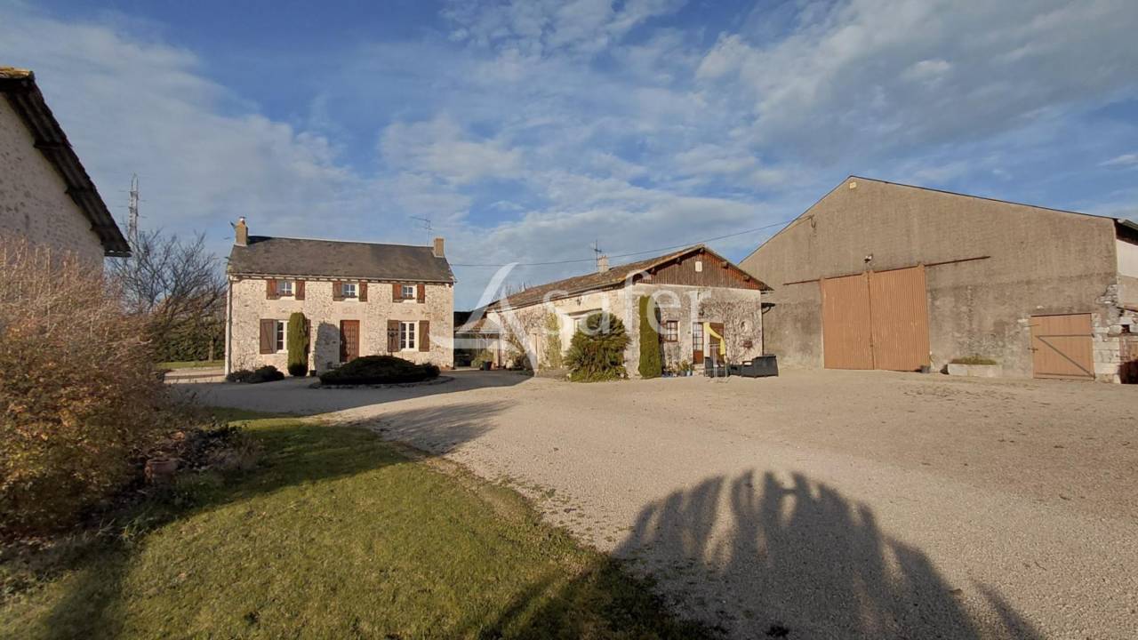 Propriet&agrave; rurale In vendita Vienne