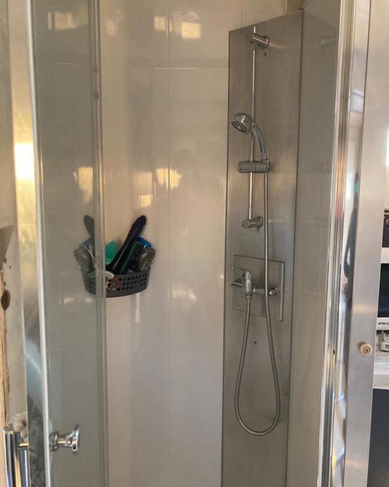 Camion per Cavalli Renault MEDIUM 2006 Occasione