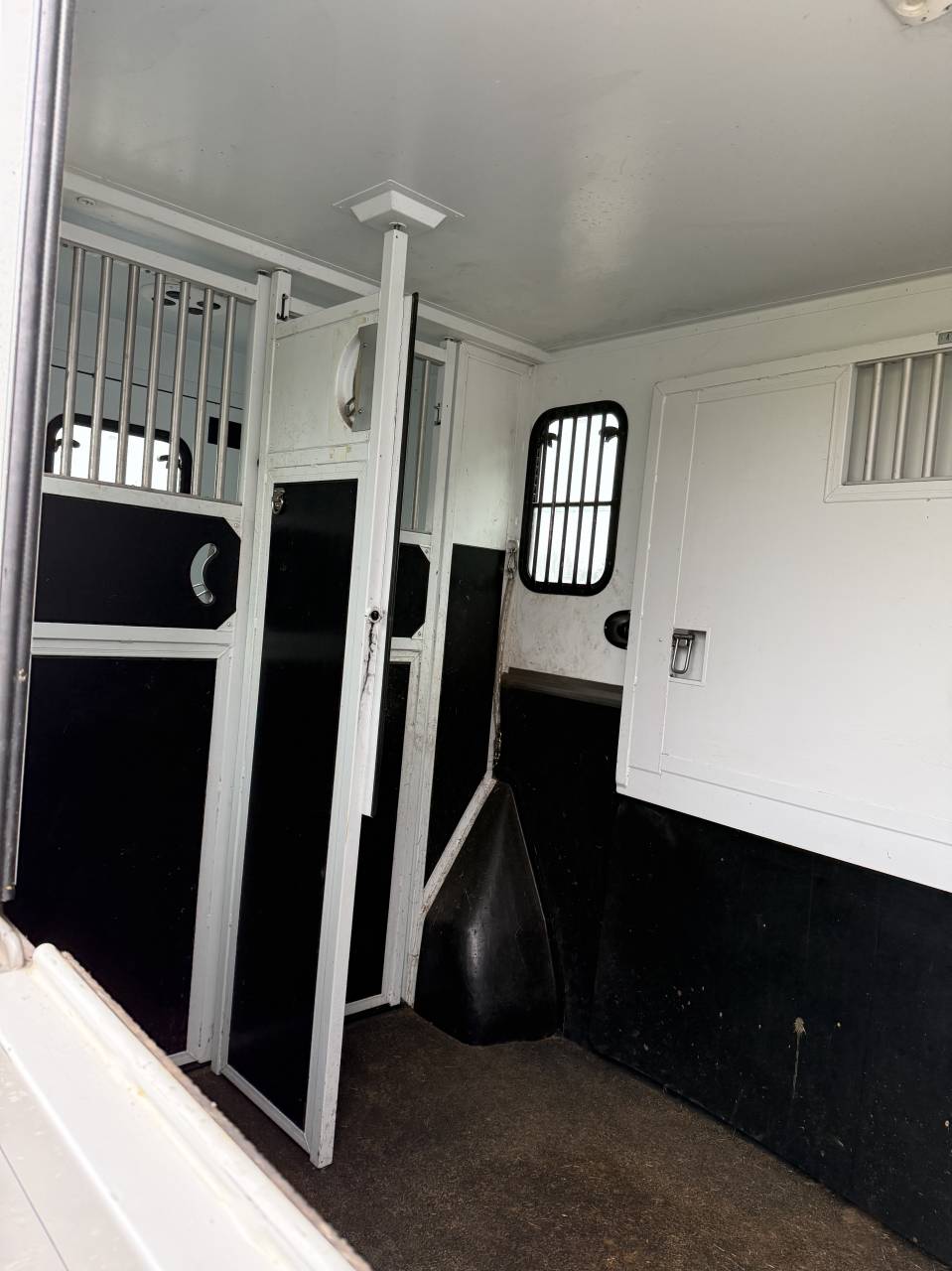 Trailer Theault Peugeot Boxer 2 Cavalli 2020 Occasione