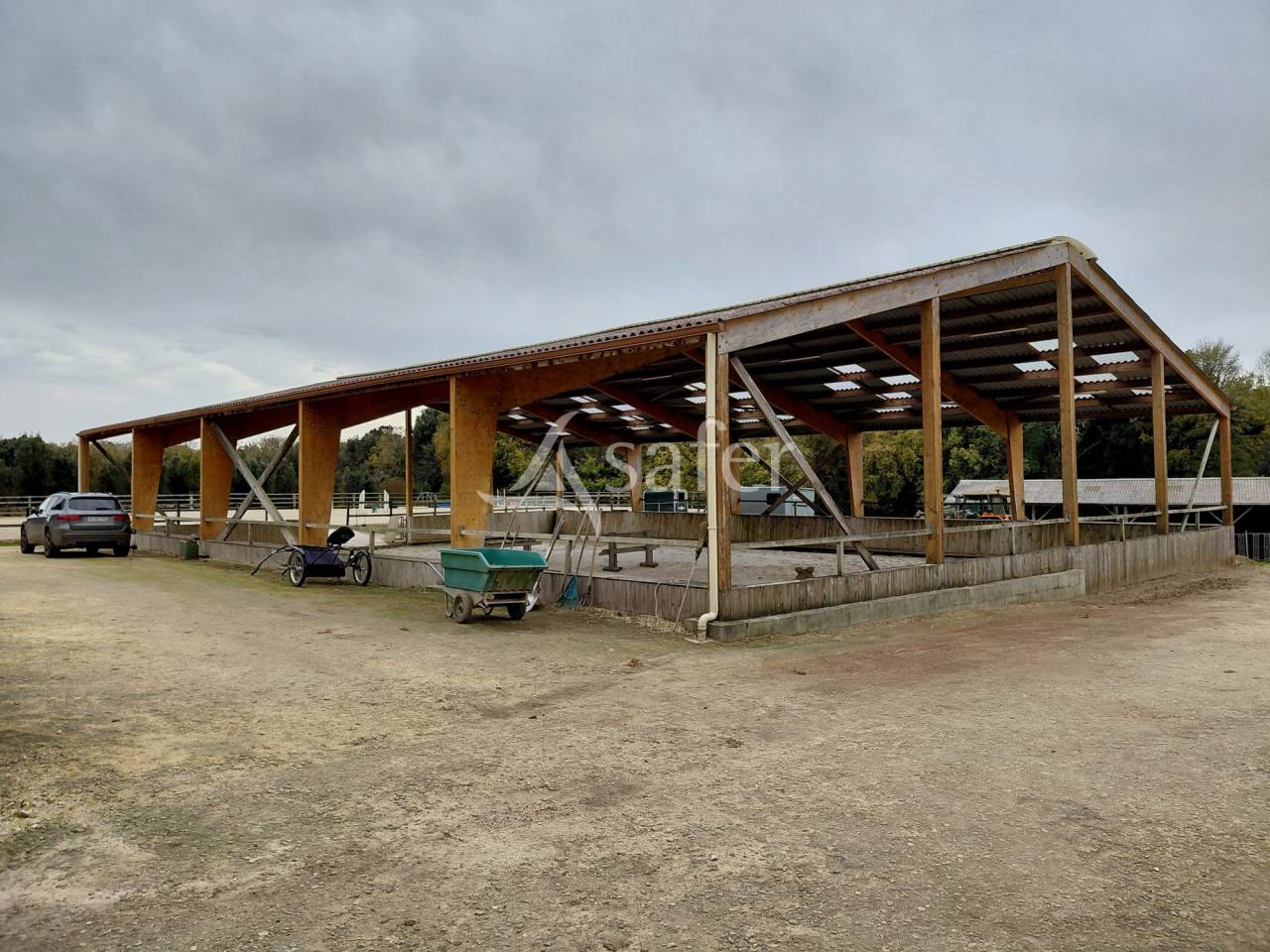 Propriet&agrave; equestre In vendita Charente-Maritime