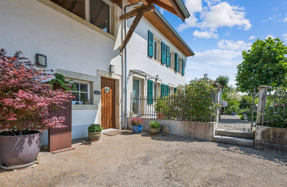 Propriet&agrave; equestre In vendita Jura-Suisse