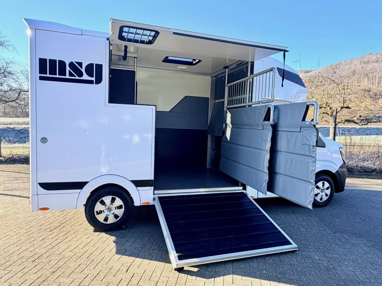 Van per Cavalli Renault RENAULT 0 Nuovo