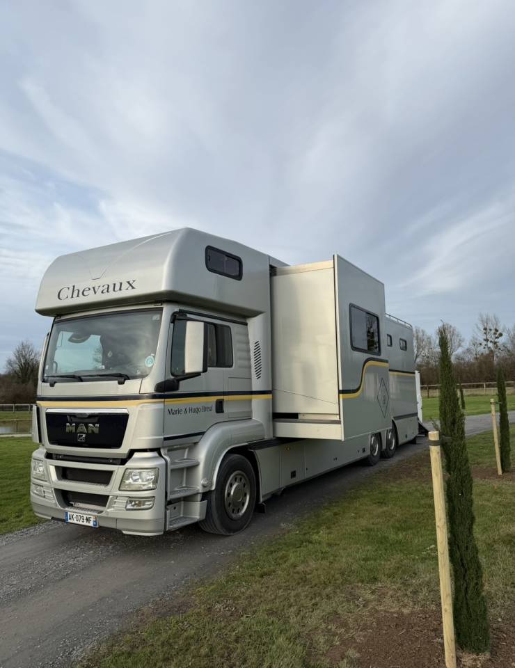 Camion per Cavalli Man 400 chx double essieu  2010 Occasione