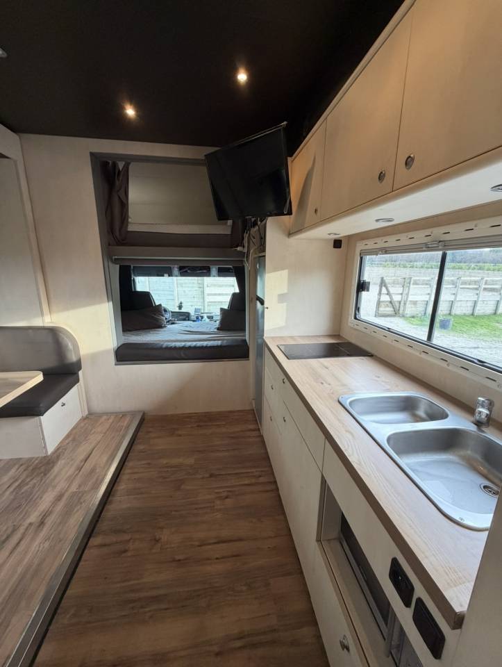 Camion per Cavalli Man 400 chx double essieu  2010 Occasione