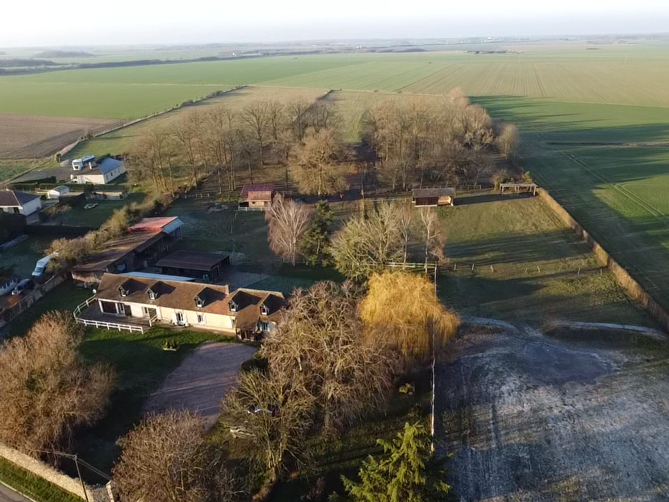 Propriet&agrave; equestre In vendita Eure