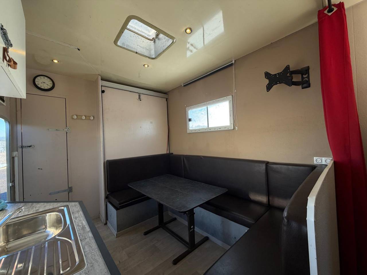 Camion per Cavalli Daf SEMI-REMORQUE 10P-APPARTEMENT 4P 2017 Occasione